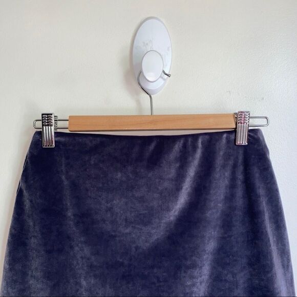 ARITZIA TALULA Purple Velvet Bodycon Casual Classic Mini Skirt Size Small - Picture 5 of 11